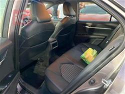 تۆیۆتا کامری